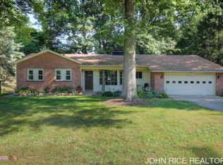 4531 Braeburn Dr SE, Grand Rapids, MI 49546