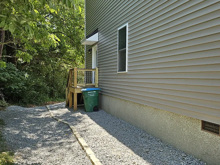 109 Stone Dr #100 — Photo 22