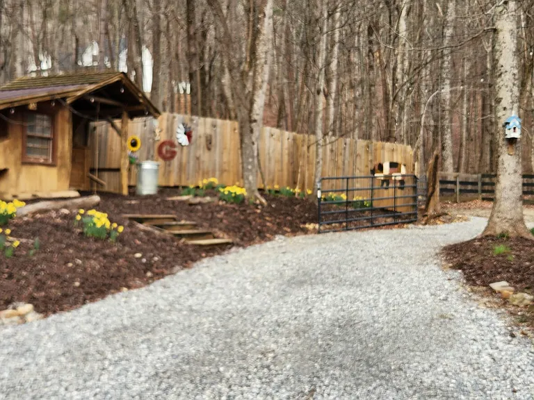 Grandview Rd — Photo 13