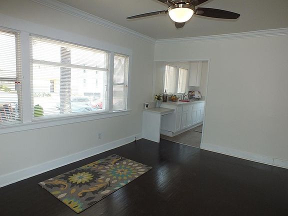 Living room to Kitchen