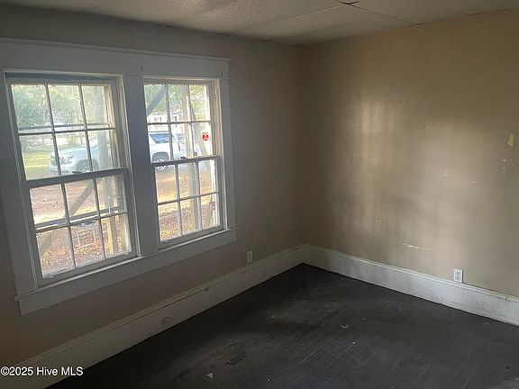 2nd image of 313 S Biggs Street