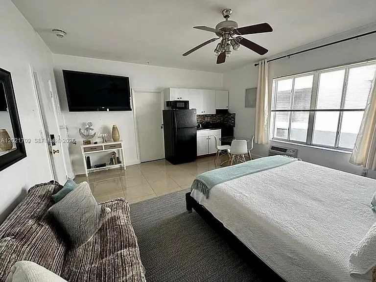 3700 Collins Ave #S-306 — Photo 5