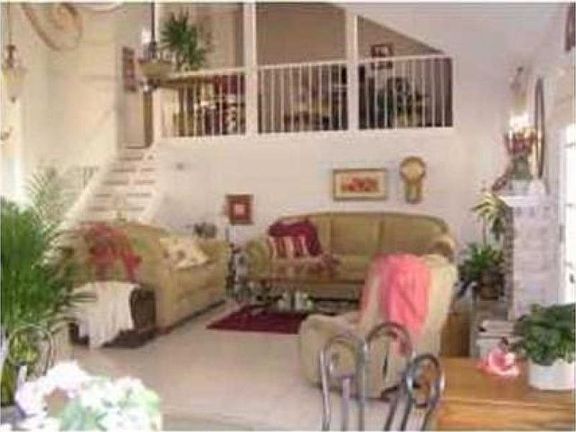 3rd image of 7461 Le Conte Dr