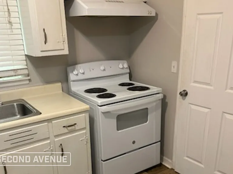 239 Lake Drive Cir NE — Photo 5