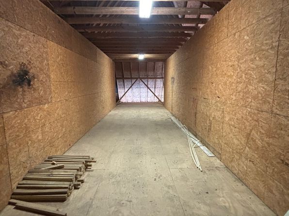 1072 Country Club Rd, McComb, MS 39648