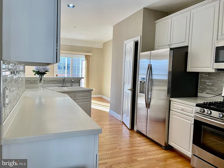 1030 Grand Oak Way — Photo 16