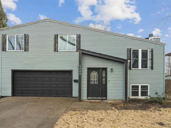 1240 Esther Ct, Iowa City, IA 52240