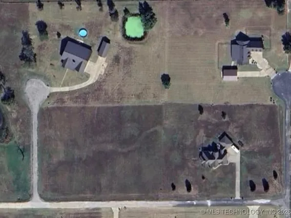 10 Redbud Ln, Morris, OK 74445