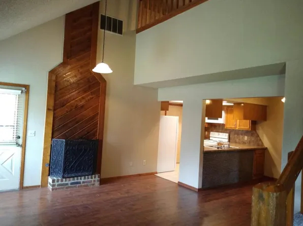 14101 Fairhill Ave, Edmond, OK 73013