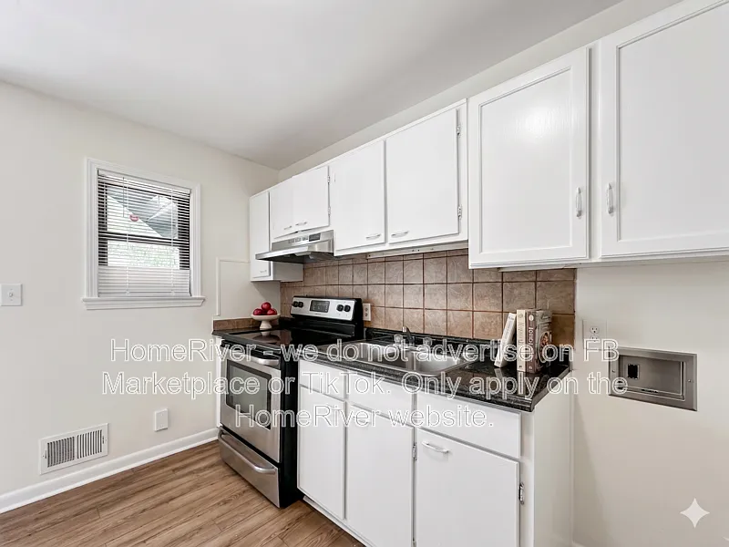 2 bed, 1.0 bath, 900 sqft, $1,150 — Photo 4