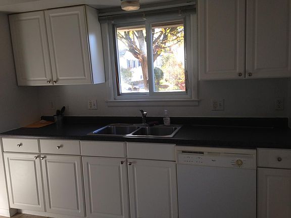 2nd image of 1411 Rosewood St APT 1