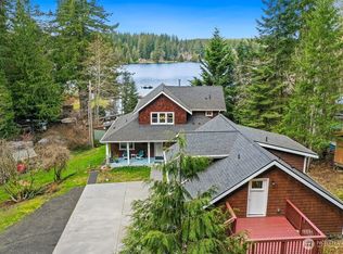 40 NE Tiger Cove Ln, Belfair, WA 98528