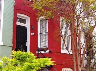404 10th St NE, Washington, DC 20002