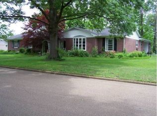 908 Summer St, Union City, TN 38261