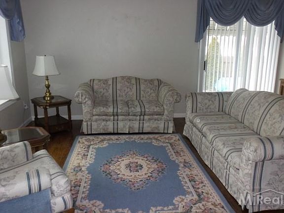 2nd image of 13615 Riverwood Dr