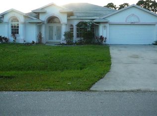 5266 NW West Lovett Cir, Port Saint Lucie, FL 34986