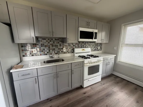 95 Clay St, Milltown, NJ 08850
