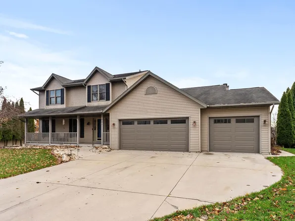 637 Richardson Ave, Sheboygan Falls, WI 53085