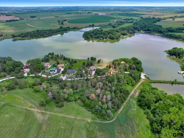 7130 N Lakeside Ln, Adams, NE 68301