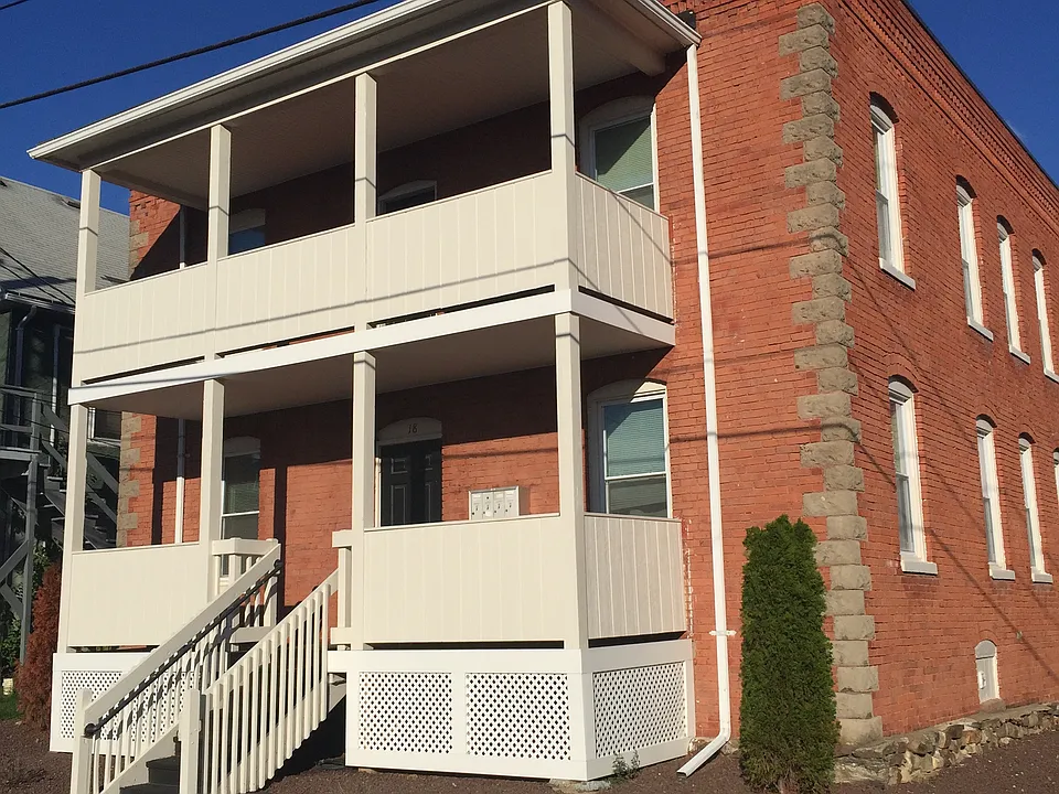 18 Kelley Street
