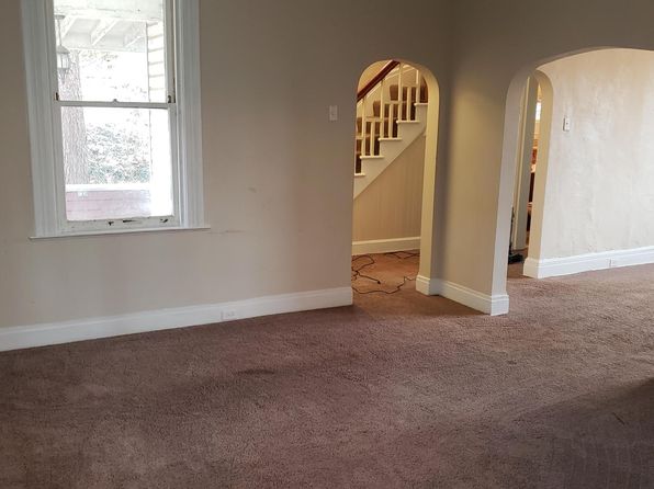 445 Kennedy Ave