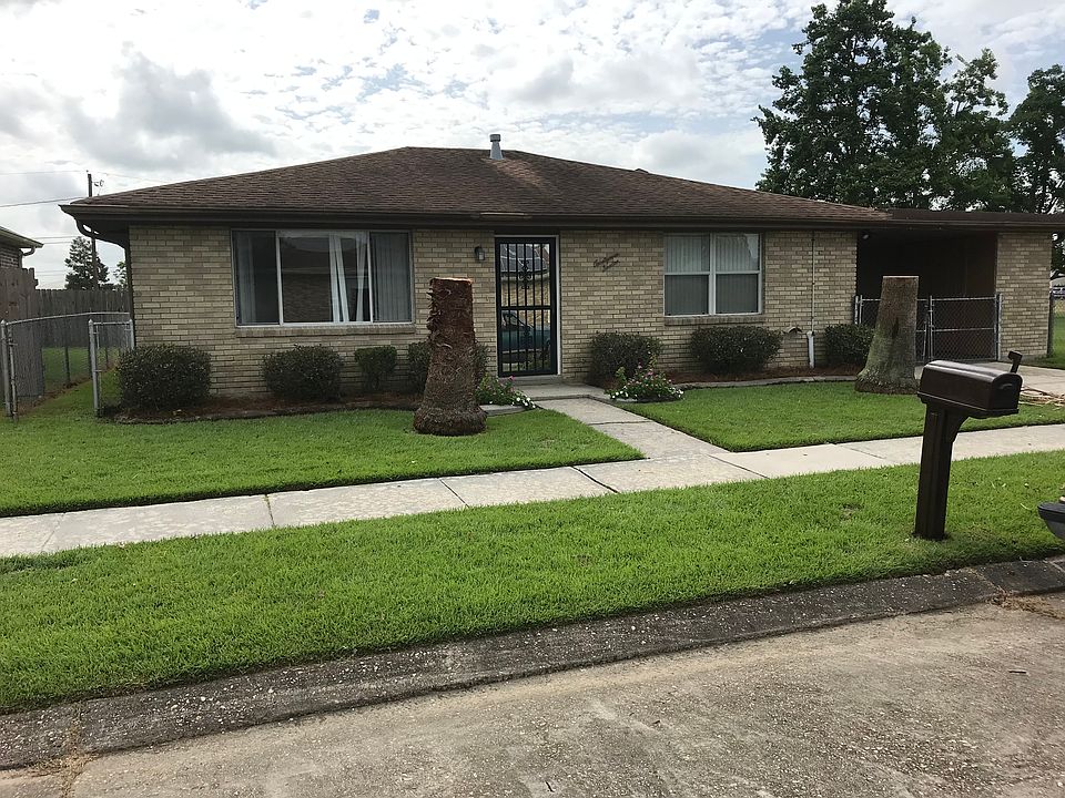 1st image of 2717 Blanchard Dr