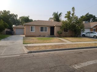 4622 E McKenzie Ave, Fresno, CA 93702