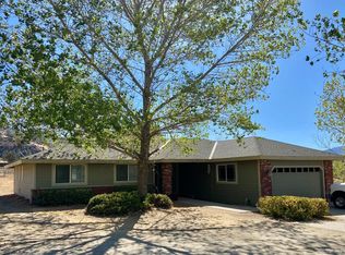 23950 Jacaranda Dr, Tehachapi, CA 93561