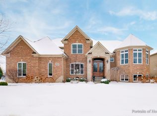 4635 Sassafras Ln, Naperville, IL 60564