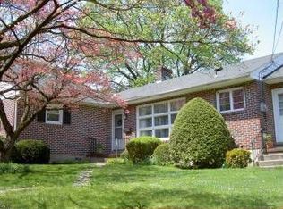 447 W 3rd St, Bethlehem, PA 18015