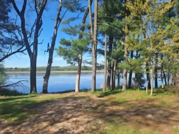 2565 North Lakeview Drive, Montello, WI 53949