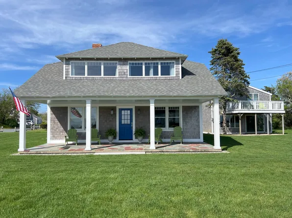 32 Shore Road, West Yarmouth, MA 02673