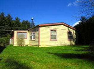 977 SW Seabrook Ln, Waldport, OR 97394