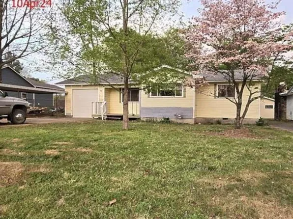 305 Reine St N, Mena, AR 71953