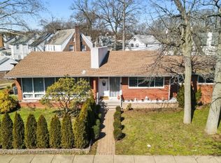 135 Lincoln Ave, Elizabeth, NJ 07208