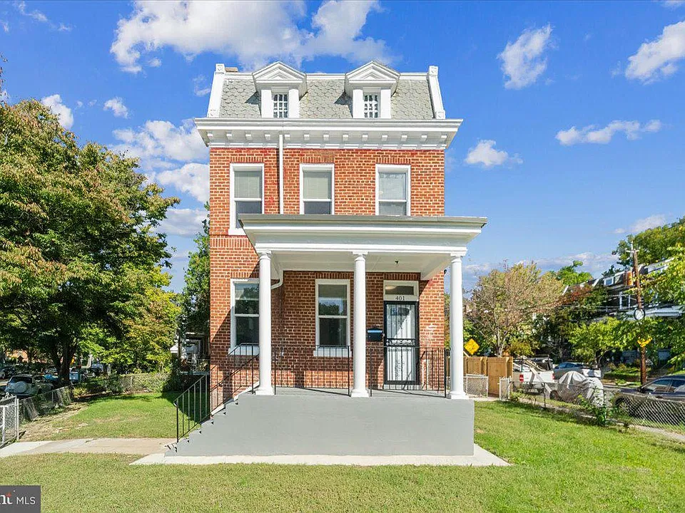 401 Shepherd St NW