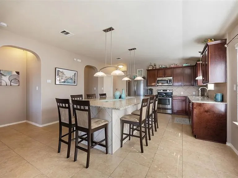 255 Drystone Trl — Photo 6