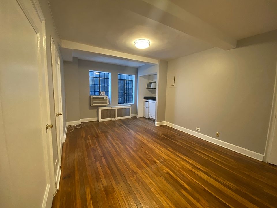 1st image of 5 Tudor City Pl APT 1224