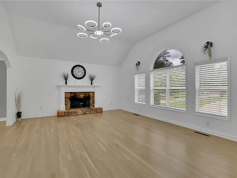 902 Whistler Ln — Photo 22