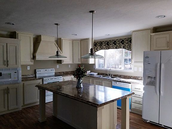 Large Kitchen