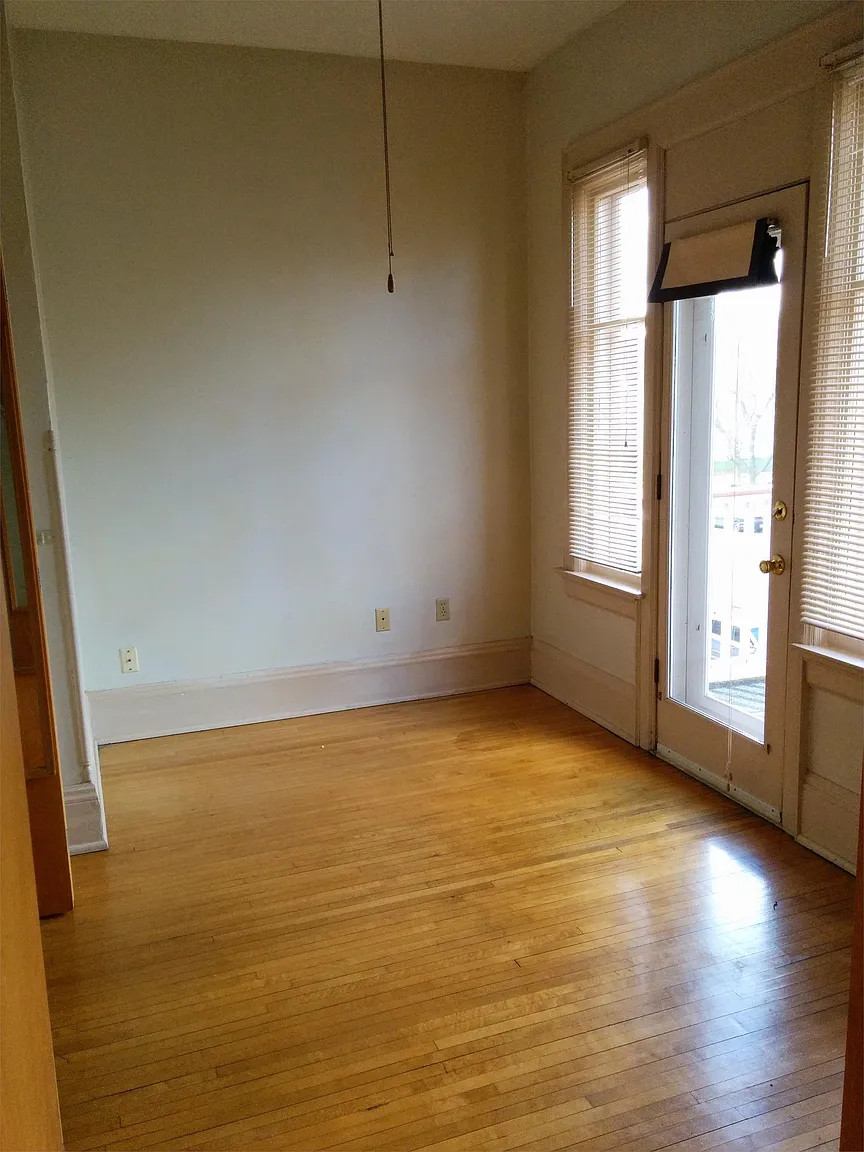 3225 W McKinley Blvd photo 1