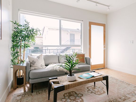 3rd image of 221 N Catalina St APT 9