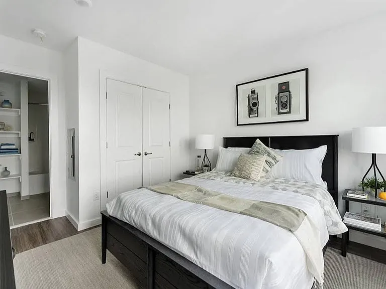 185 Avenue F #1-01 — Photo 8