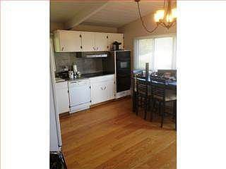 5th image of 2770 Crestmoor Dr