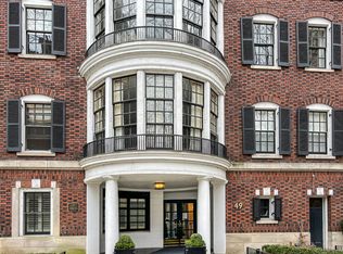49 E Cedar St APT 4, Chicago, IL