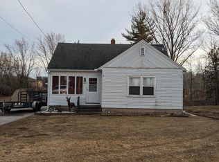 404 E Church St, Mishicot, WI 54228