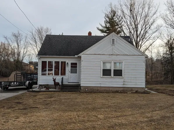 404 E Church STREET, Mishicot, WI 54228