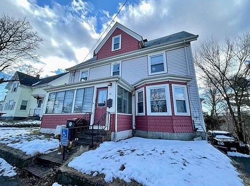2nd image of 47 Auburn St