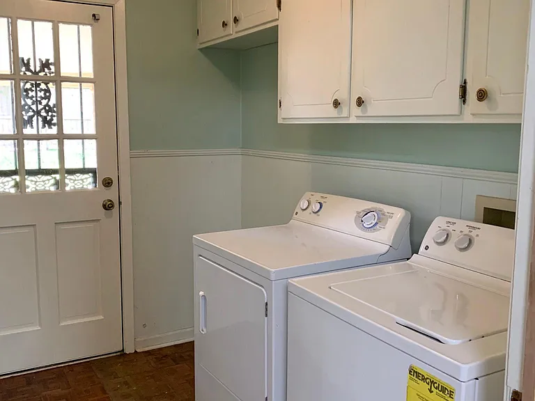 2770 Morning Glory Ave — Photo 6
