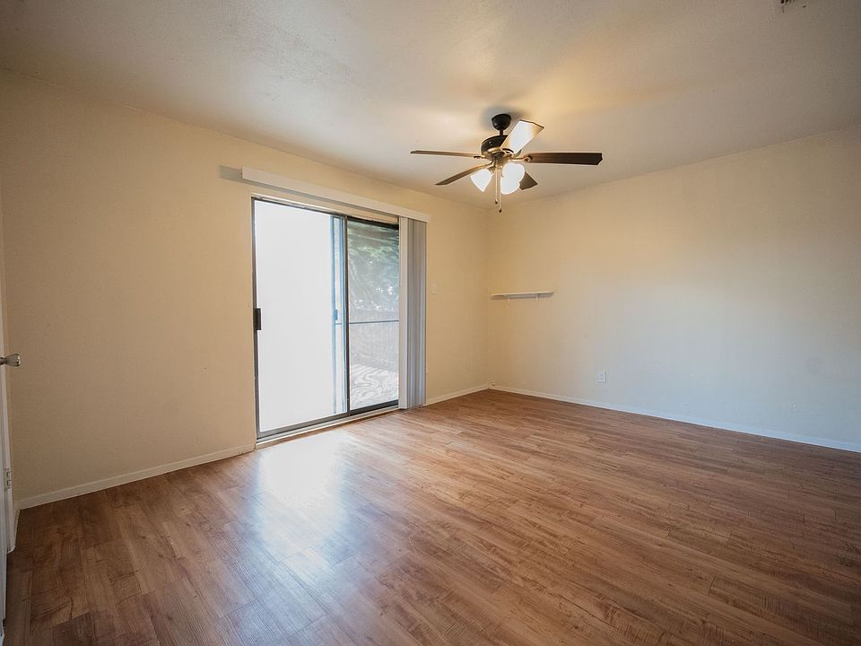 Advance Street Duplex 910 & 912 Advance St San Marcos TX Zillow